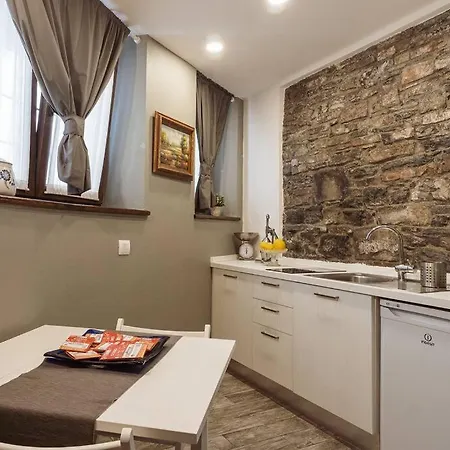 The Bridge Lägenhet Torno