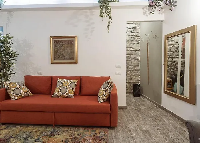 The Bridge Apartment Torno